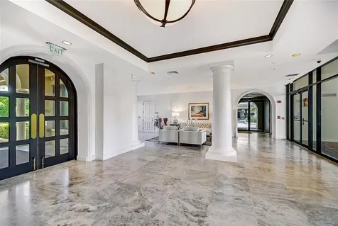1281 Gulf Of Mexico Drive Longboat Key FL 34228