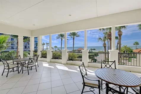 1281 Gulf Of Mexico Drive Longboat Key FL 34228