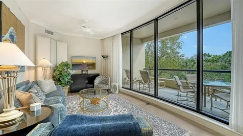 1281 Gulf Of Mexico Drive Longboat Key FL 34228