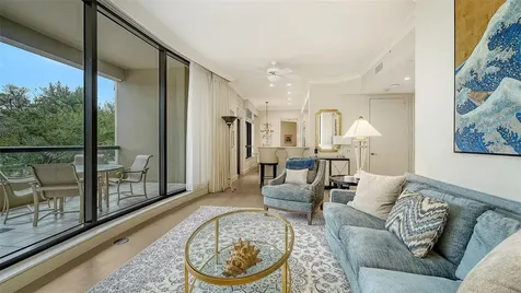 1281 Gulf Of Mexico Drive Longboat Key FL 34228
