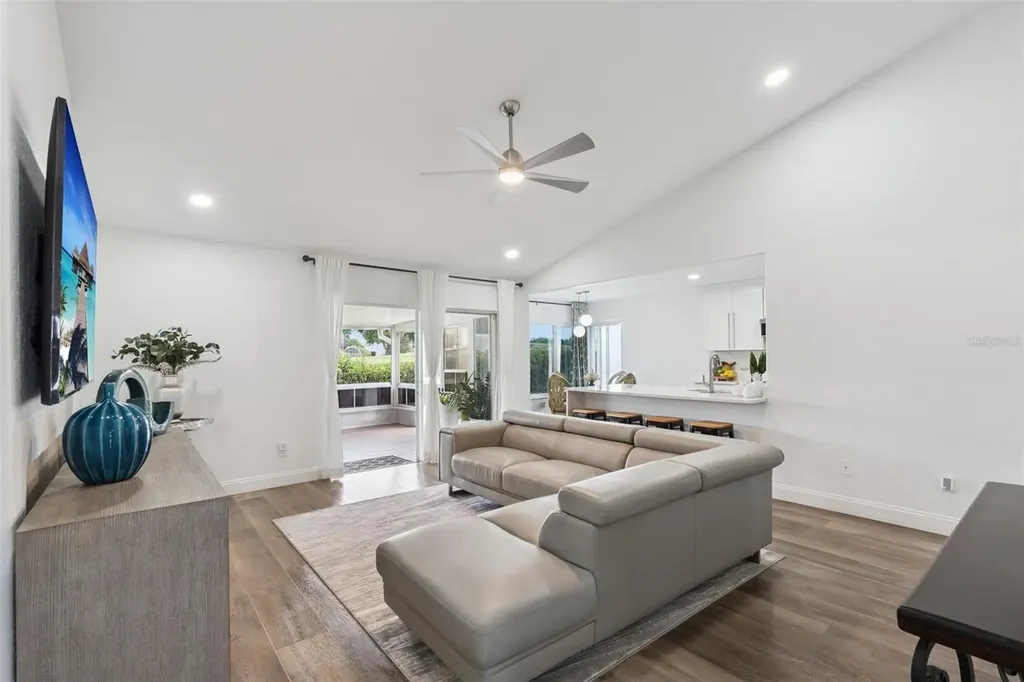 3925 Woodsfield Court Orlando FL 32822