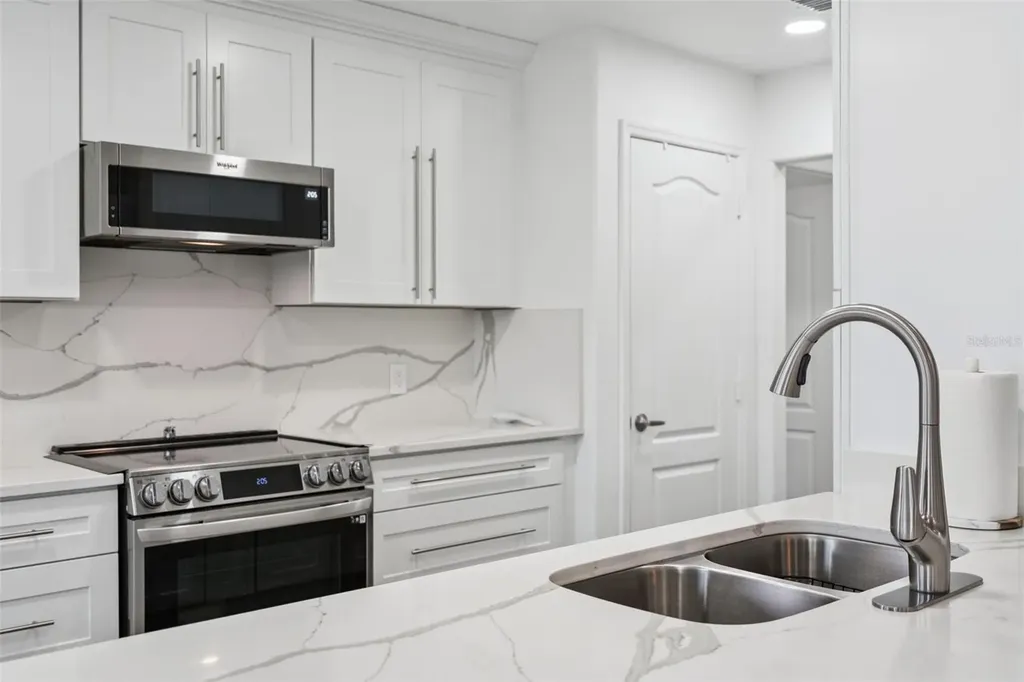3925 Woodsfield Court Orlando FL 32822