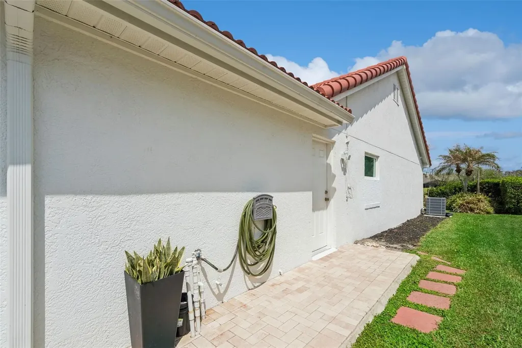 3925 Woodsfield Court Orlando FL 32822