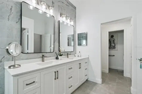 3925 Woodsfield Court Orlando FL 32822
