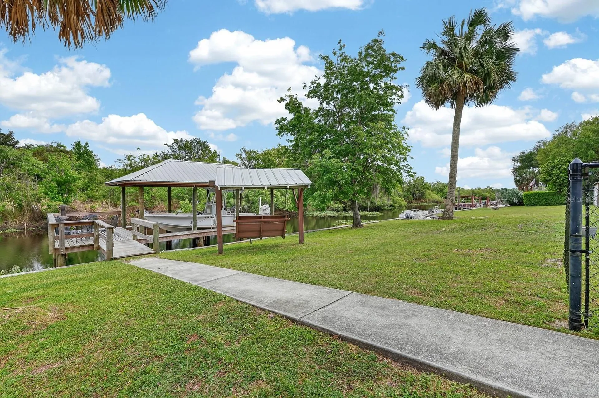1523 Lakeside Drive Deland FL 32720