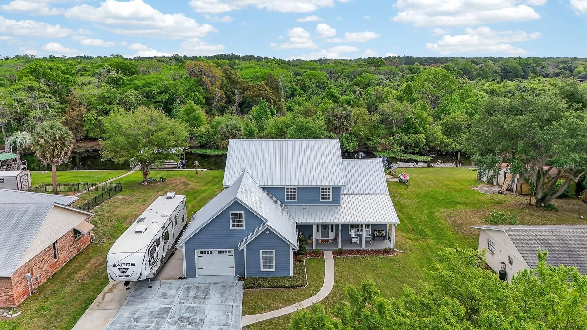 1523 Lakeside Drive Deland FL 32720