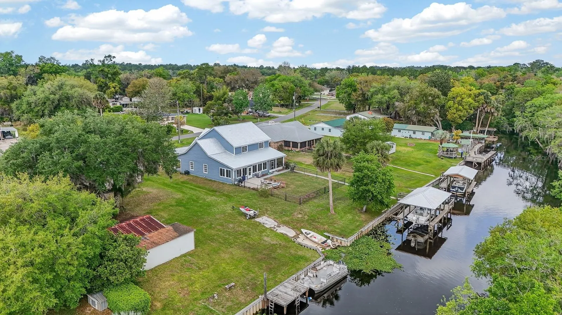 1523 Lakeside Drive Deland FL 32720