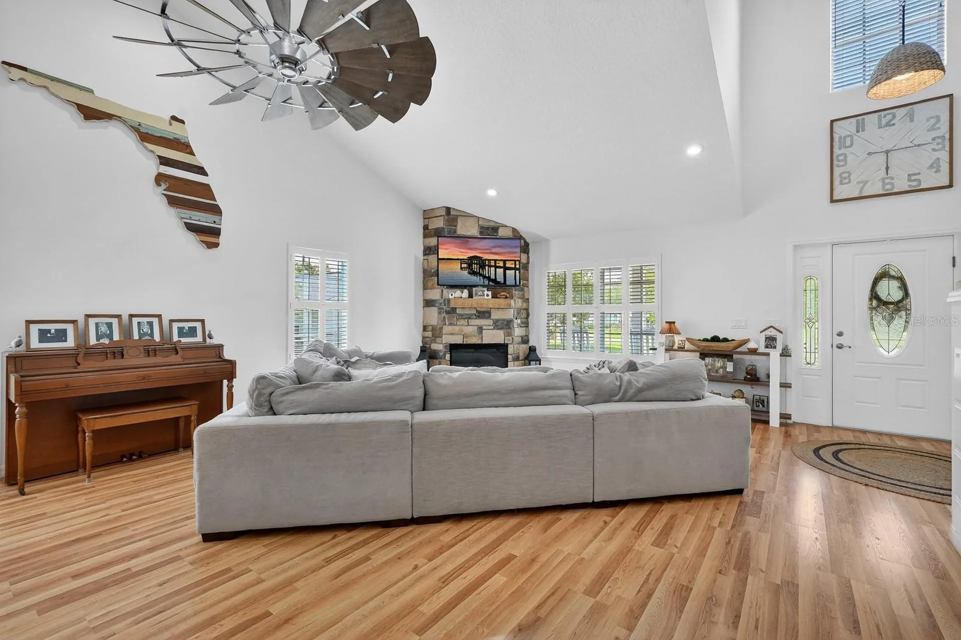 1523 Lakeside Drive Deland FL 32720