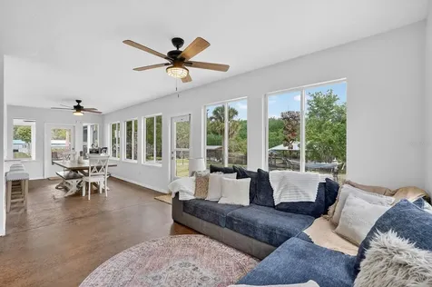 1523 Lakeside Drive Deland FL 32720