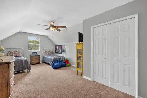 1523 Lakeside Drive Deland FL 32720