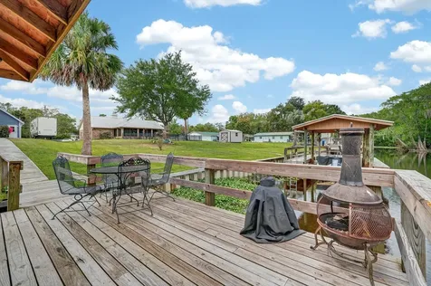 1523 Lakeside Drive Deland FL 32720