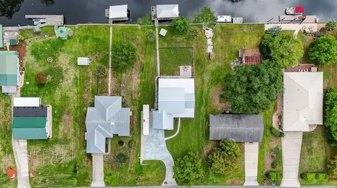 1523 Lakeside Drive Deland FL 32720