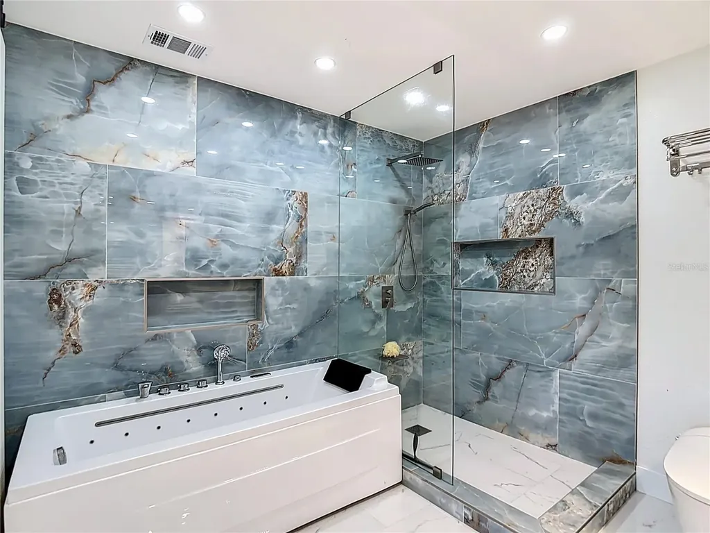 216 Corbett Road Lithia FL 33547