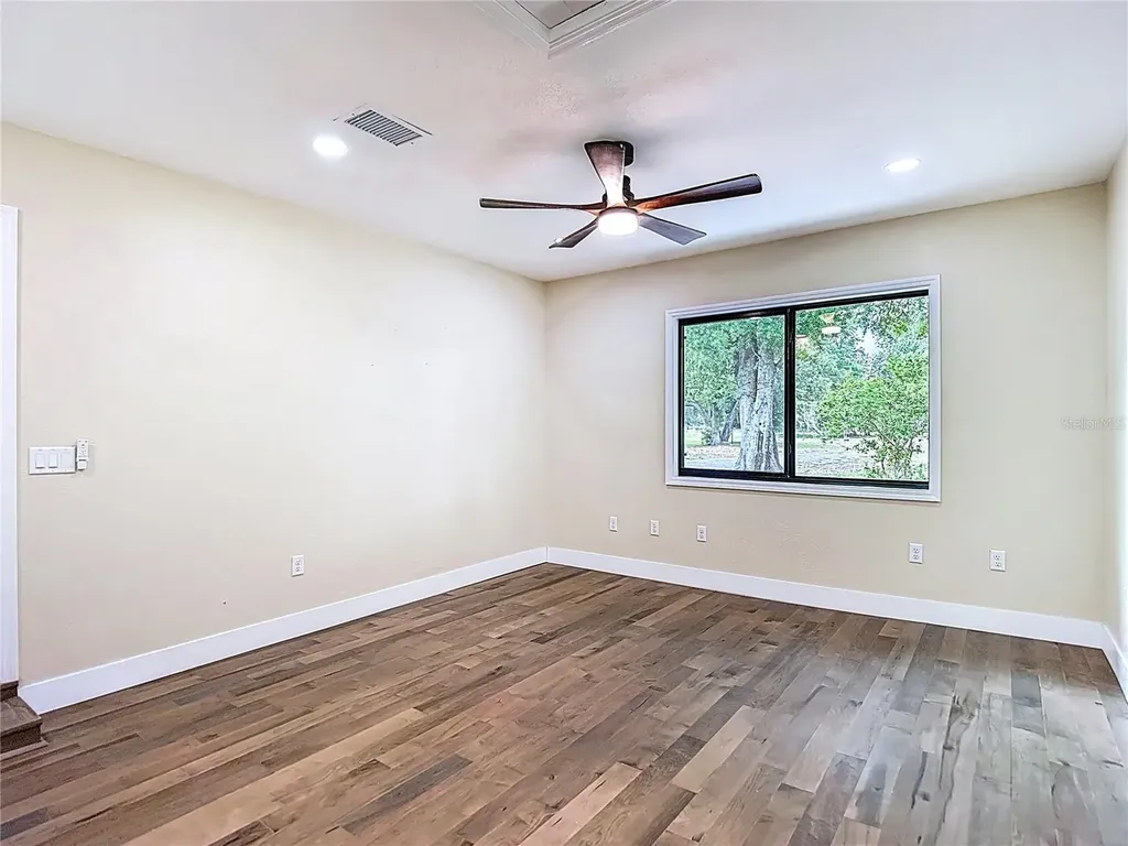 216 Corbett Road Lithia FL 33547
