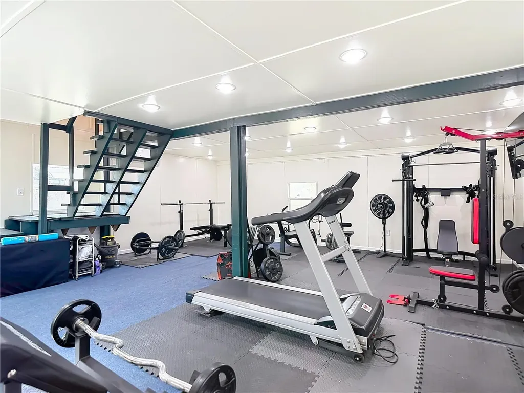 216 Corbett Road Lithia FL 33547