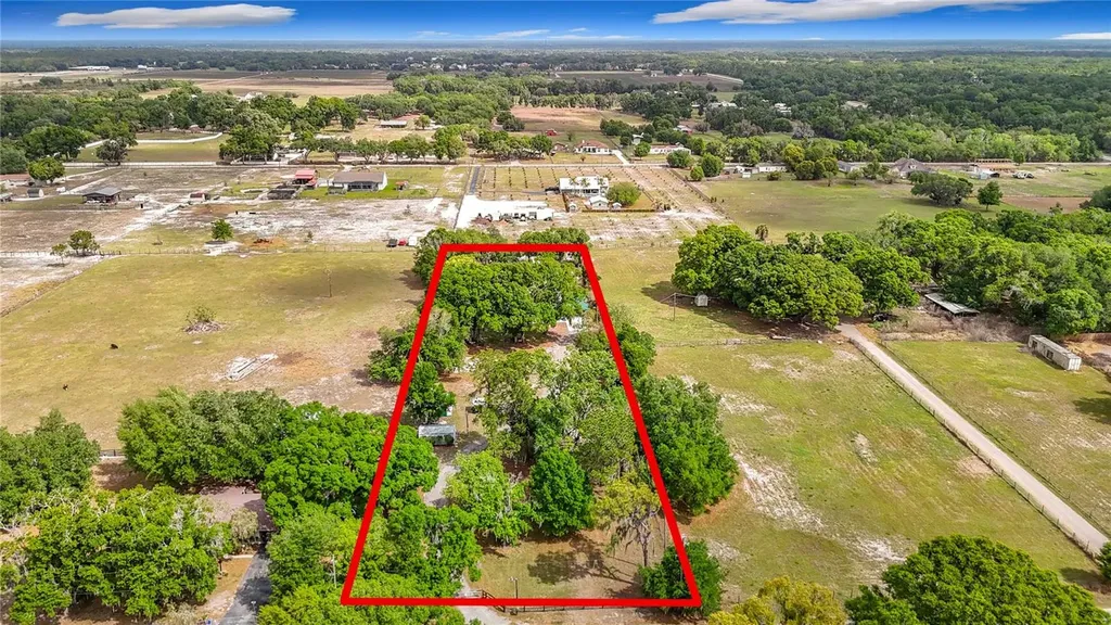 216 Corbett Road Lithia FL 33547