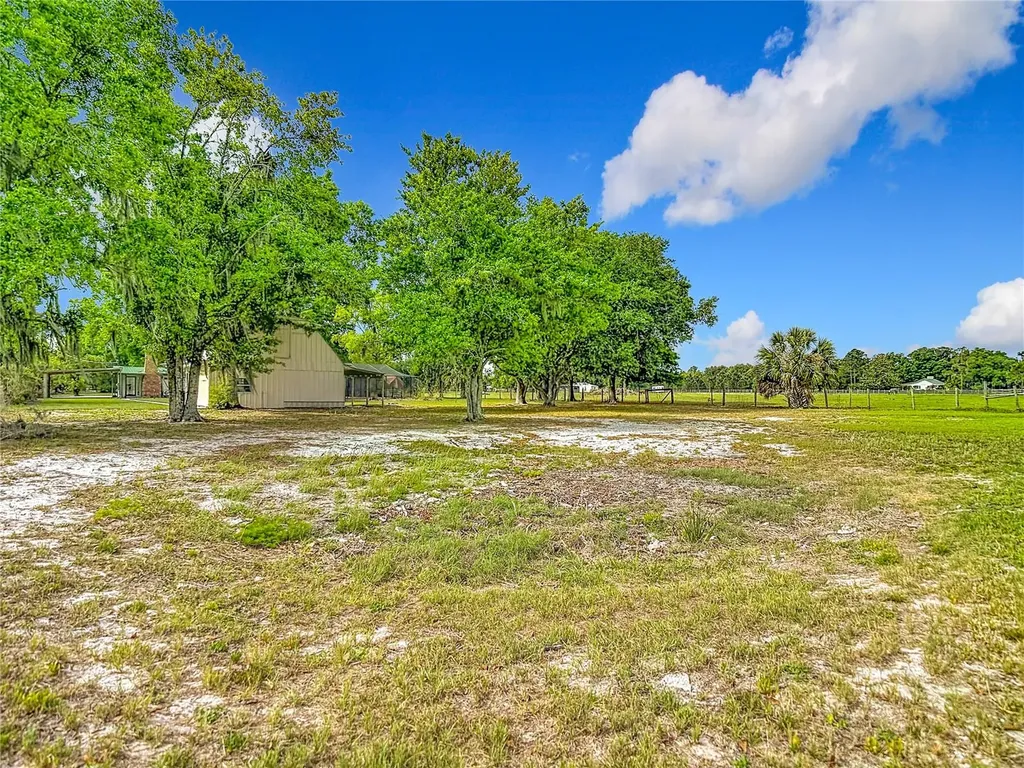 216 Corbett Road Lithia FL 33547
