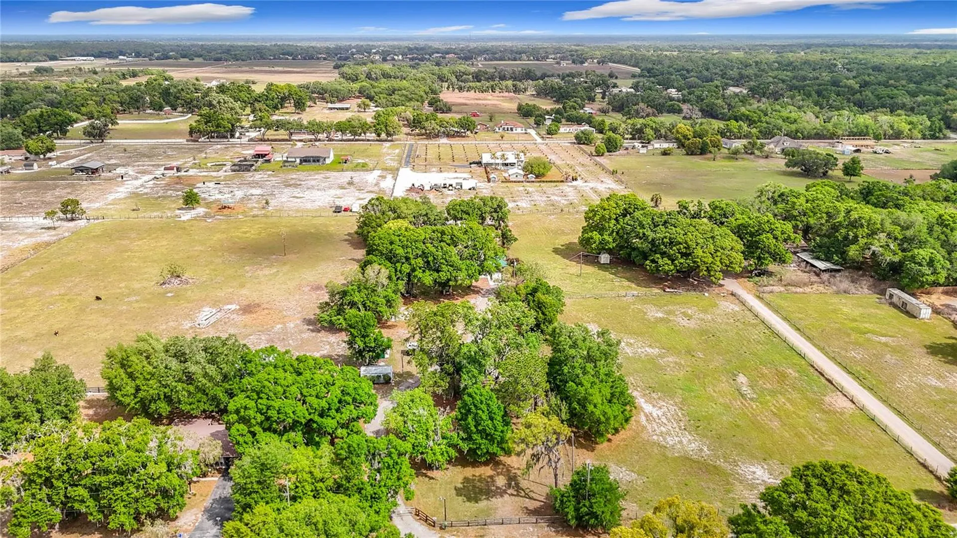 216 Corbett Road Lithia FL 33547