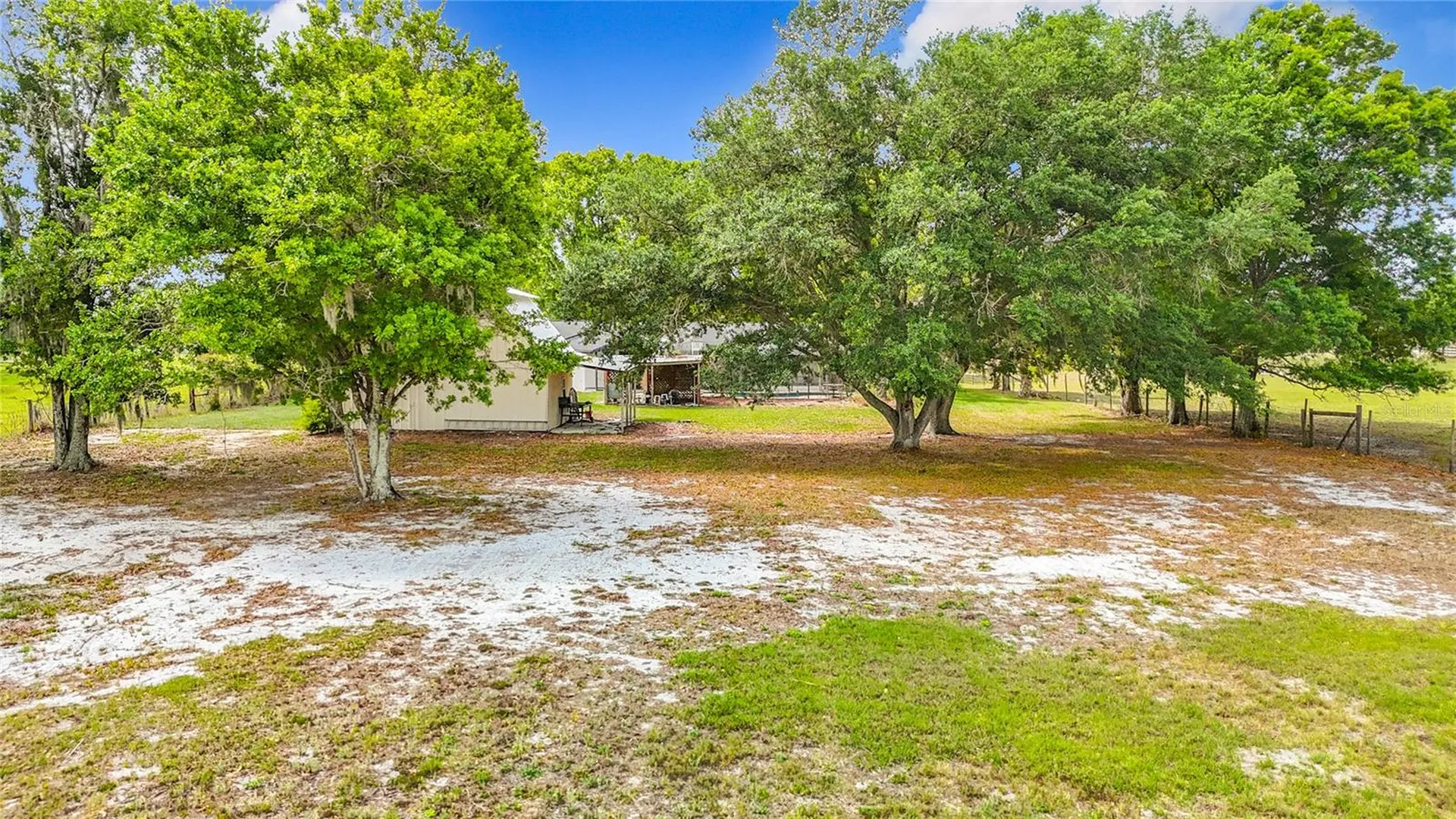 216 Corbett Road Lithia FL 33547