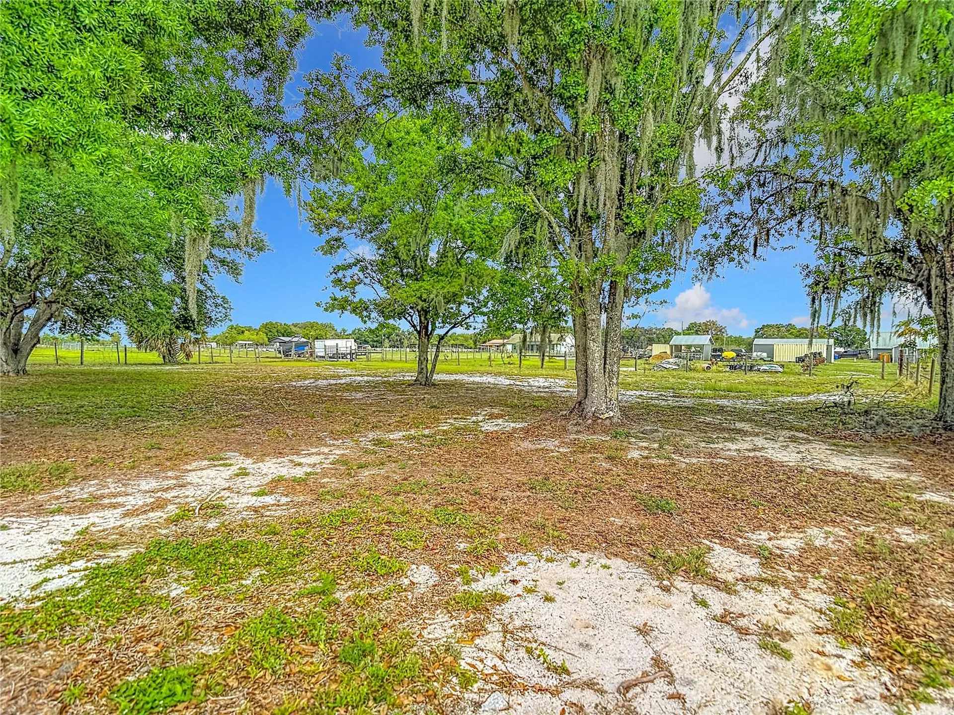 216 Corbett Road Lithia FL 33547