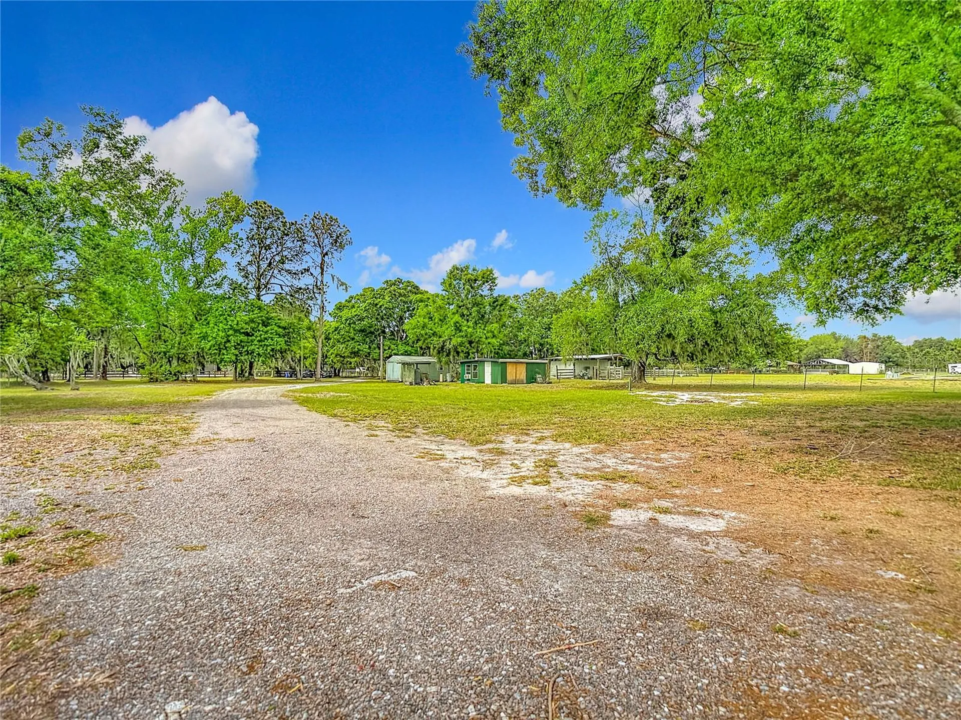 216 Corbett Road Lithia FL 33547