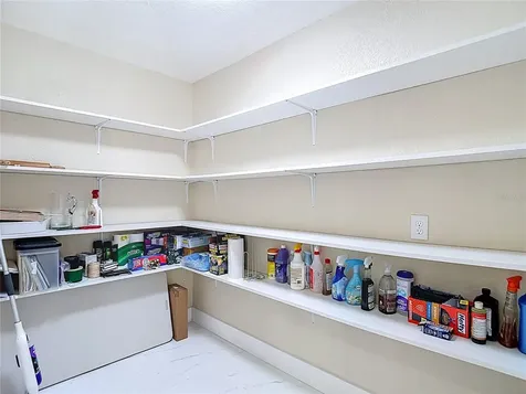 216 Corbett Road Lithia FL 33547