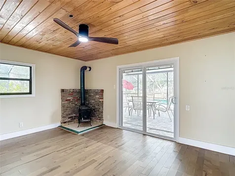 216 Corbett Road Lithia FL 33547