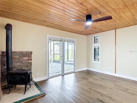 216 Corbett Road Lithia FL 33547