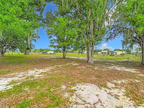 216 Corbett Road Lithia FL 33547