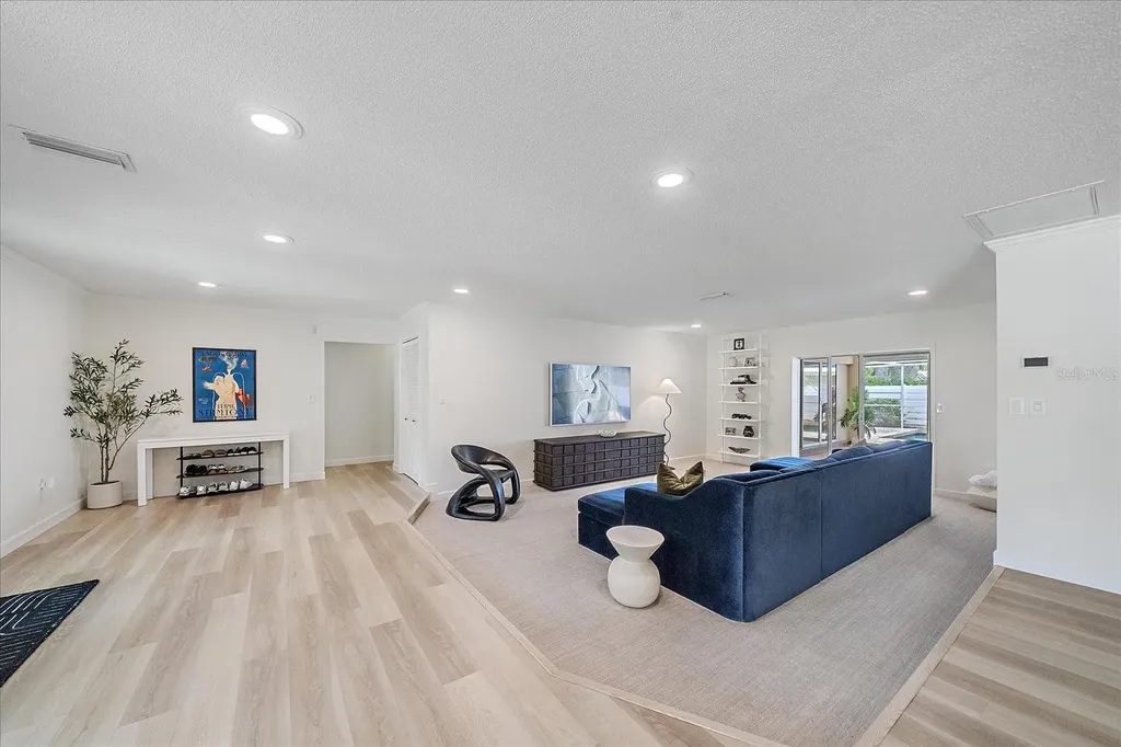 1734 Riviera Circle Sarasota FL 34232