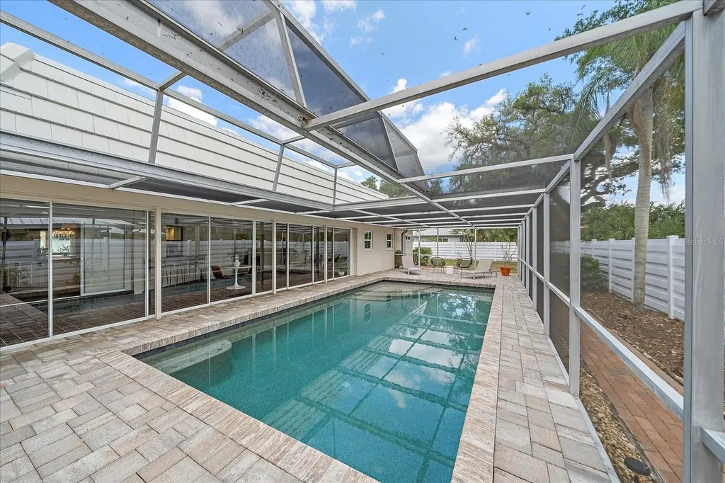1734 Riviera Circle Sarasota FL 34232