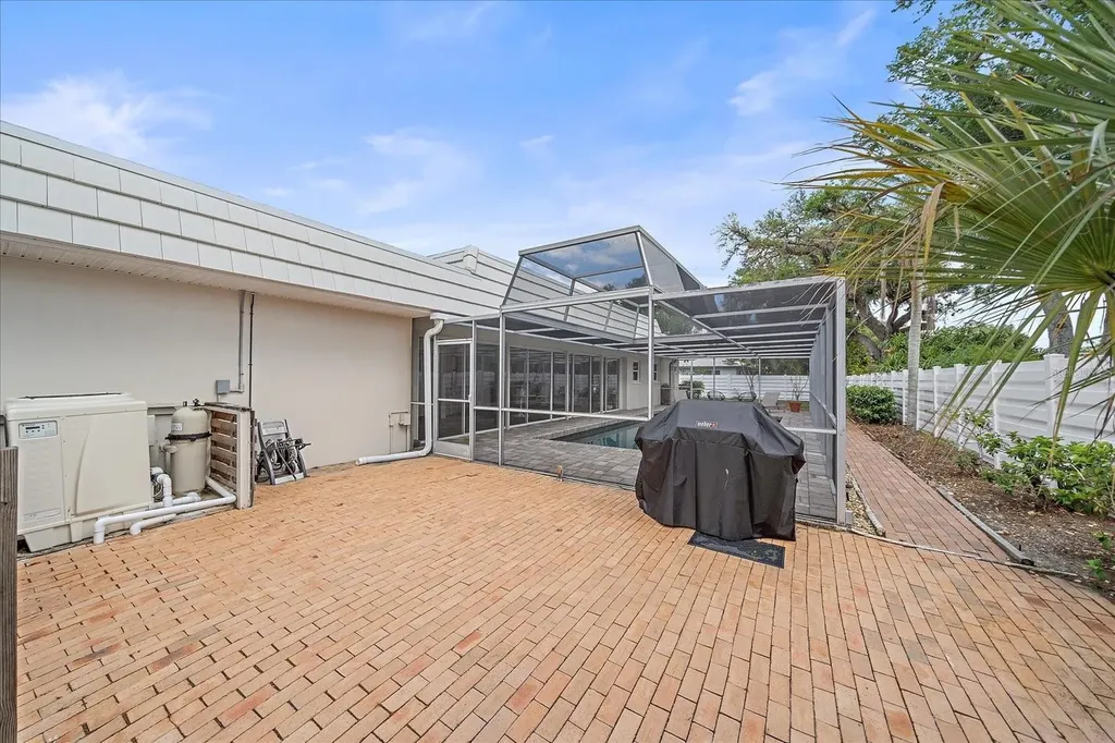 1734 Riviera Circle Sarasota FL 34232