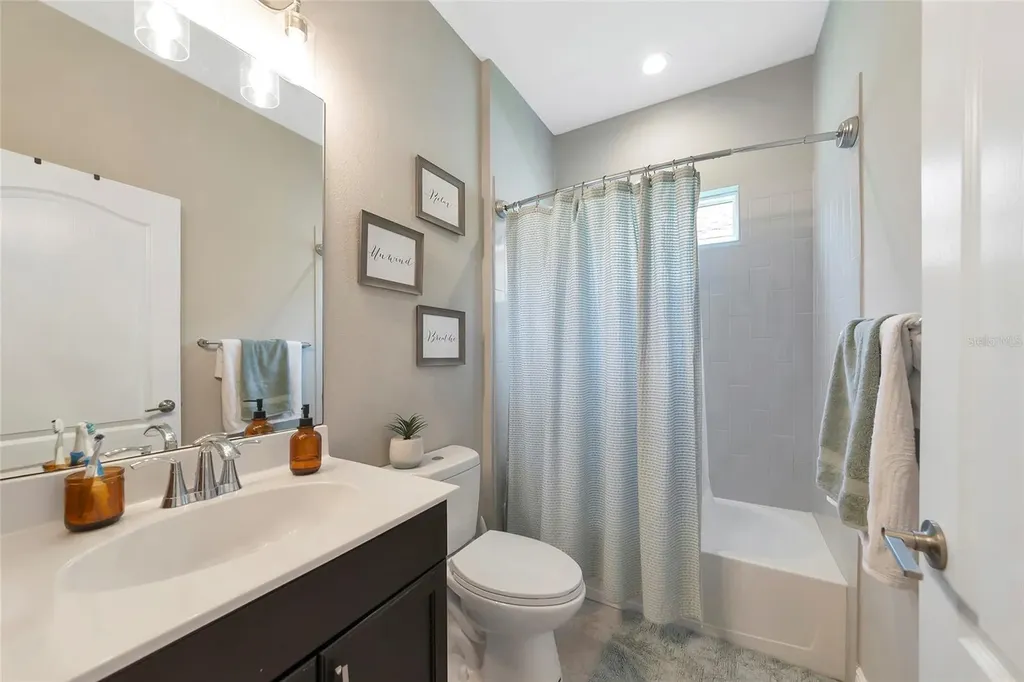 4213 Pine Meadow Drive Parrish FL 34219