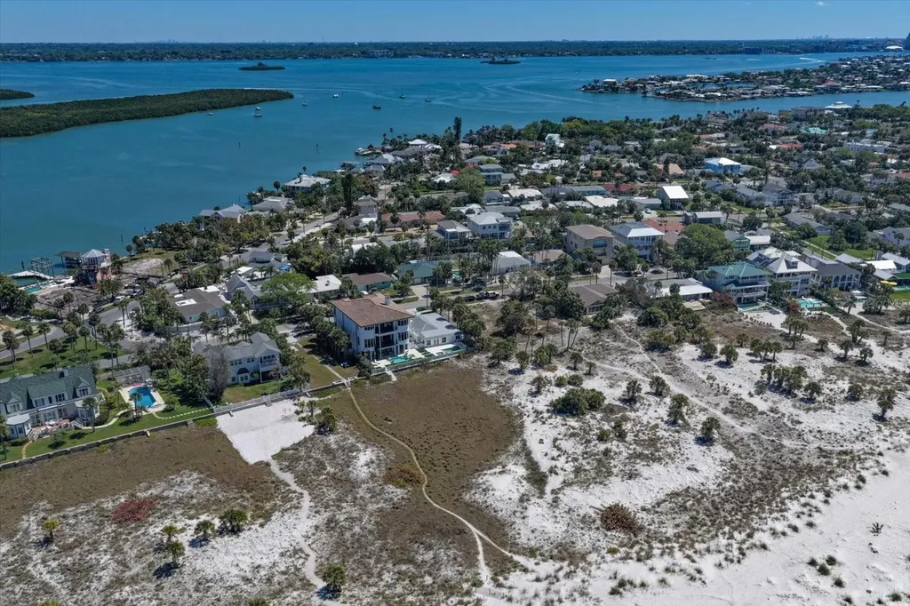 1038 Eldorado Avenue Clearwater FL 33767