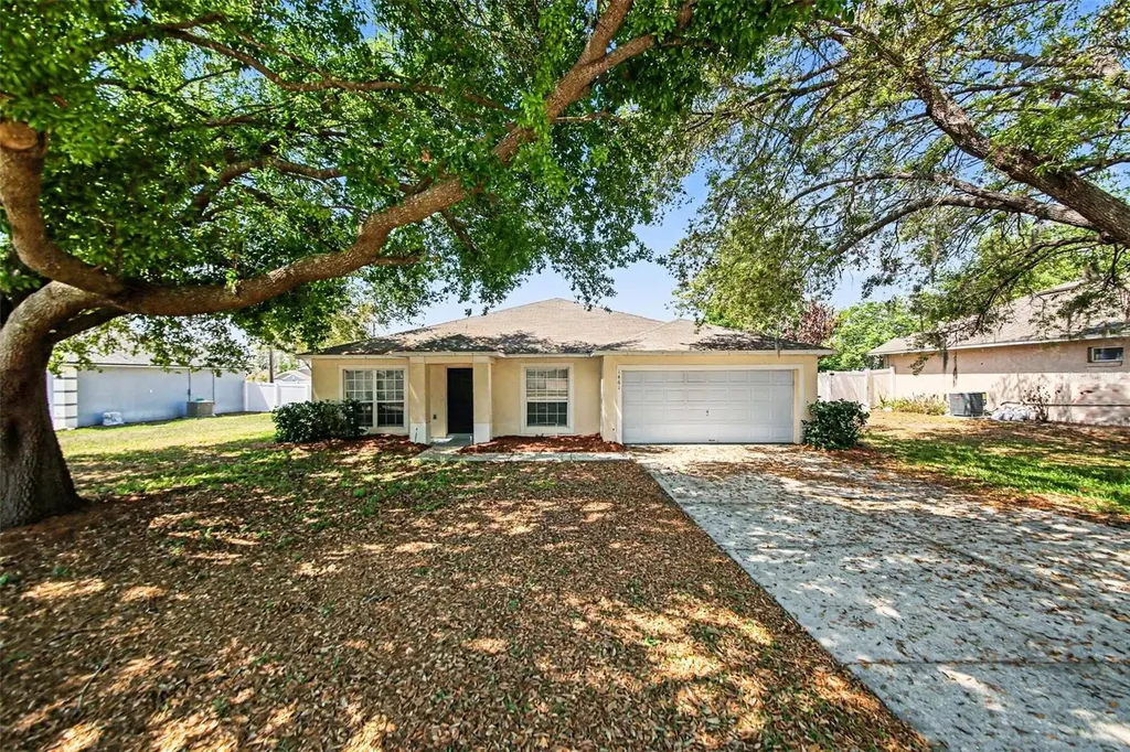 1461 E Whooping Drive Groveland FL 34736