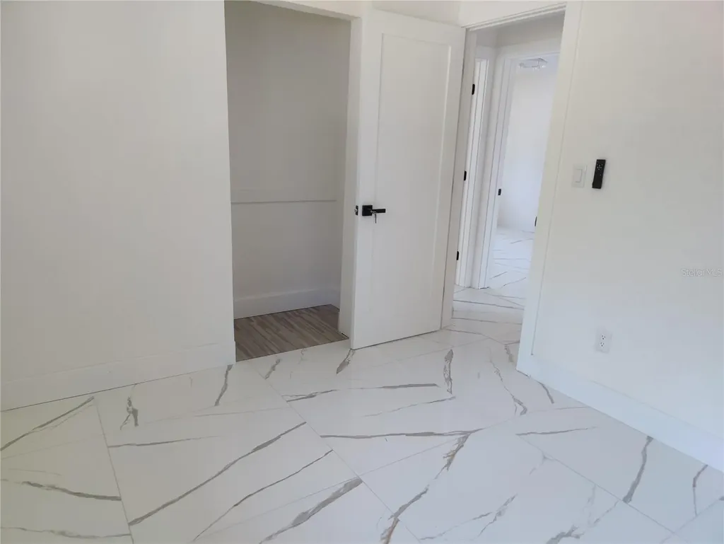 7498 Orpine Drive N St Petersburg FL 33702