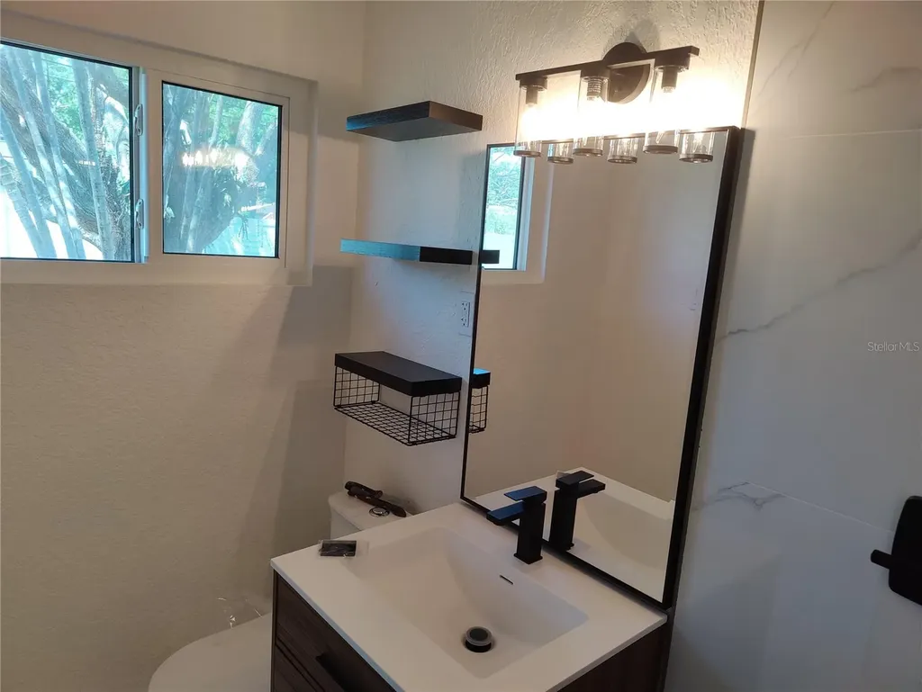 7498 Orpine Drive N St Petersburg FL 33702
