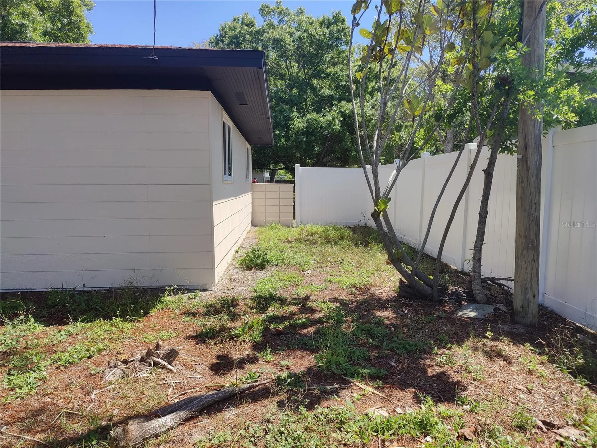 7498 Orpine Drive N St Petersburg FL 33702