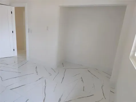 7498 Orpine Drive N St Petersburg FL 33702