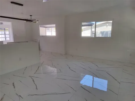 7498 Orpine Drive N St Petersburg FL 33702