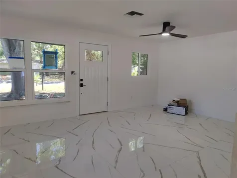 7498 Orpine Drive N St Petersburg FL 33702