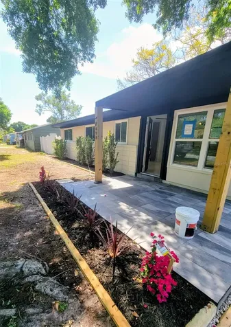 7498 Orpine Drive N St Petersburg FL 33702