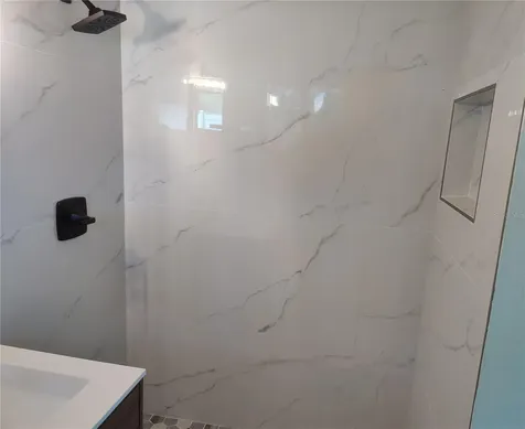 7498 Orpine Drive N St Petersburg FL 33702