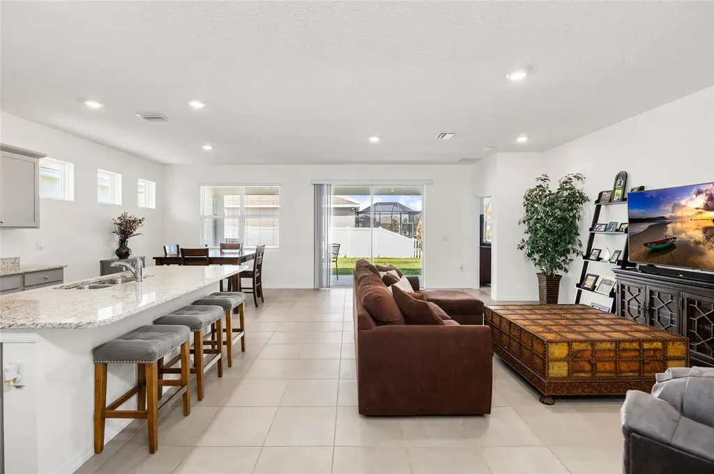13204 Waterleaf Garden Circle Riverview FL 33579
