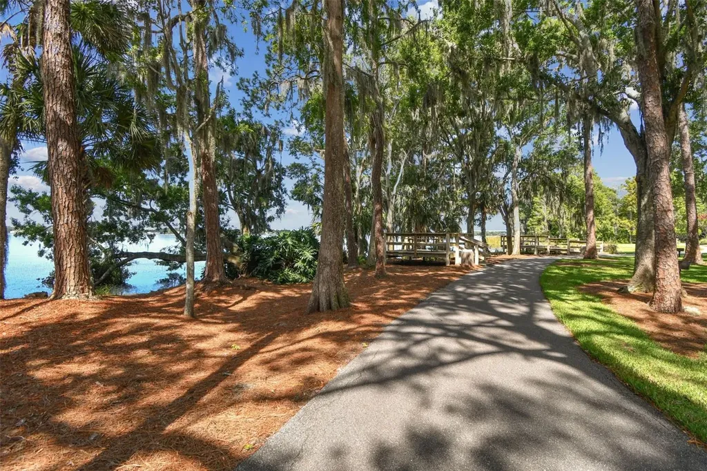 3025 Naughton Way Tarpon Springs FL 34688