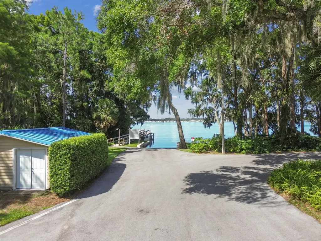 3025 Naughton Way Tarpon Springs FL 34688