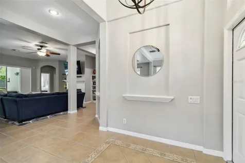 3025 Naughton Way Tarpon Springs FL 34688