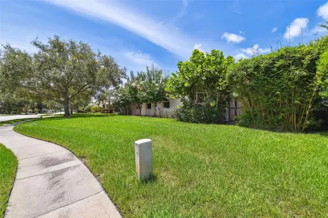 3025 Naughton Way Tarpon Springs FL 34688