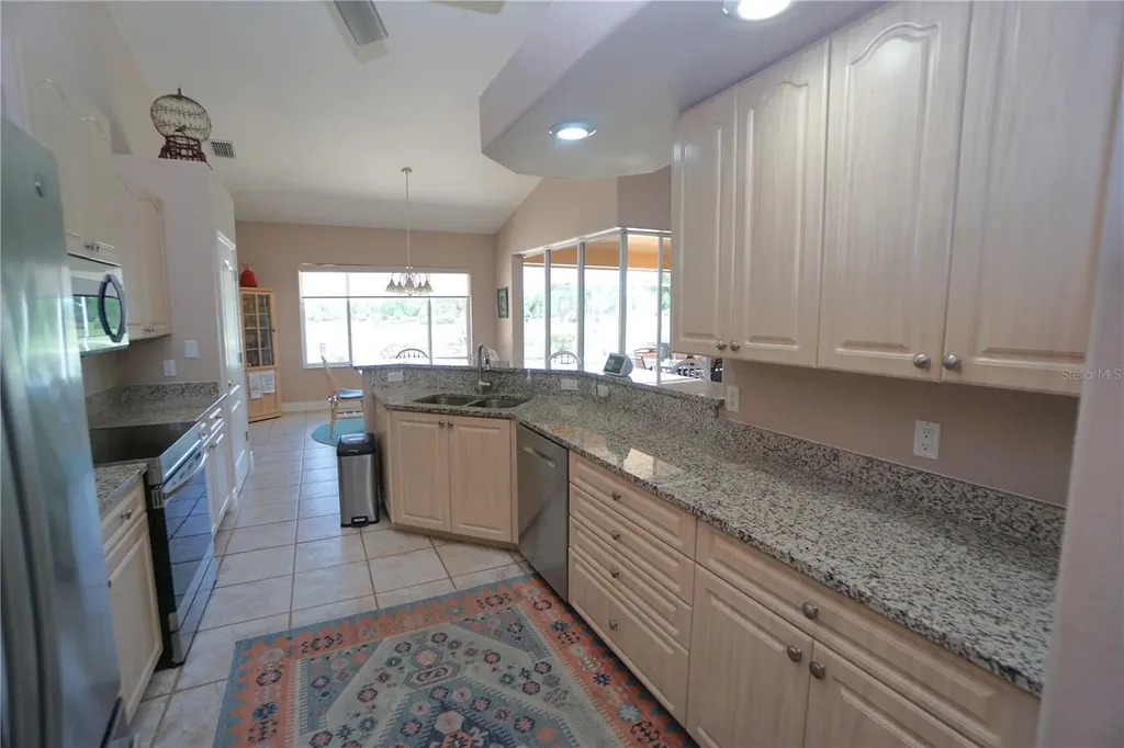 13029 SW Kingsway Circle Lake Suzy FL 34269