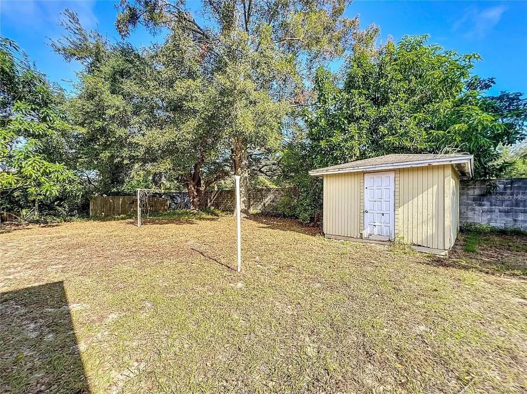 117 Red Rose Circle Orlando FL 32835